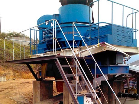 石頭制沙機(jī)國家允許嗎？建一個(gè)人工砂廠需要多少錢？（附機(jī)制砂生產(chǎn)線配置）