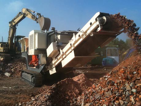 建筑垃圾粉碎能當沙子用嗎？有沒有建筑垃圾制沙生產(chǎn)線視頻？