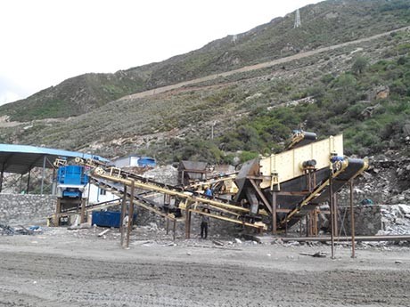 日產(chǎn)3000噸玄武巖破碎生產(chǎn)線配置方案及精準(zhǔn)報價