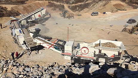 小型移動履帶式液壓破碎機(jī)實(shí)力助陣，令拆遷建筑垃圾“無處可逃”