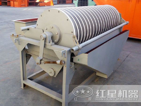 磁選機(jī)的傳動結(jié)構(gòu)與轉(zhuǎn)速設(shè)計(jì)