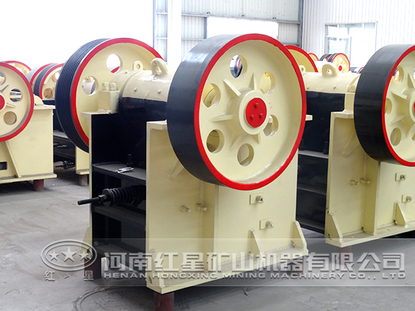 紅土鎳礦破碎機(jī)設(shè)備