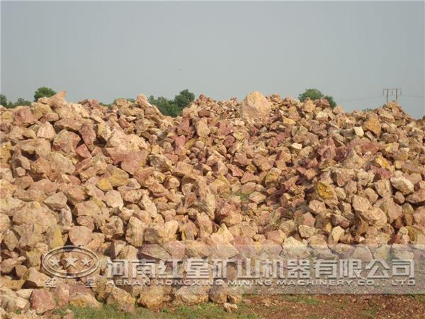 一臺鋁土礦破碎機(jī)價(jià)格是多少