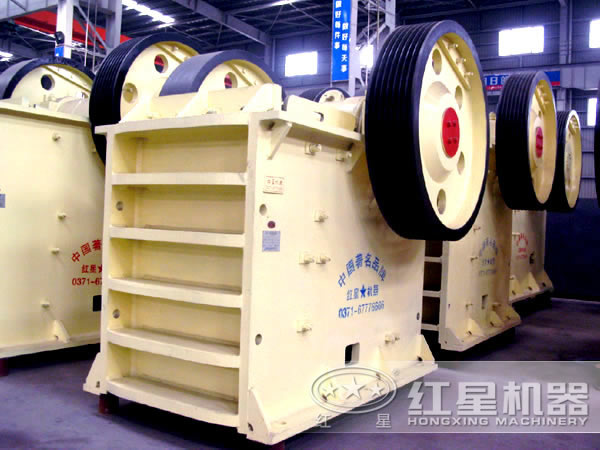 HD德版鄂式破碎機