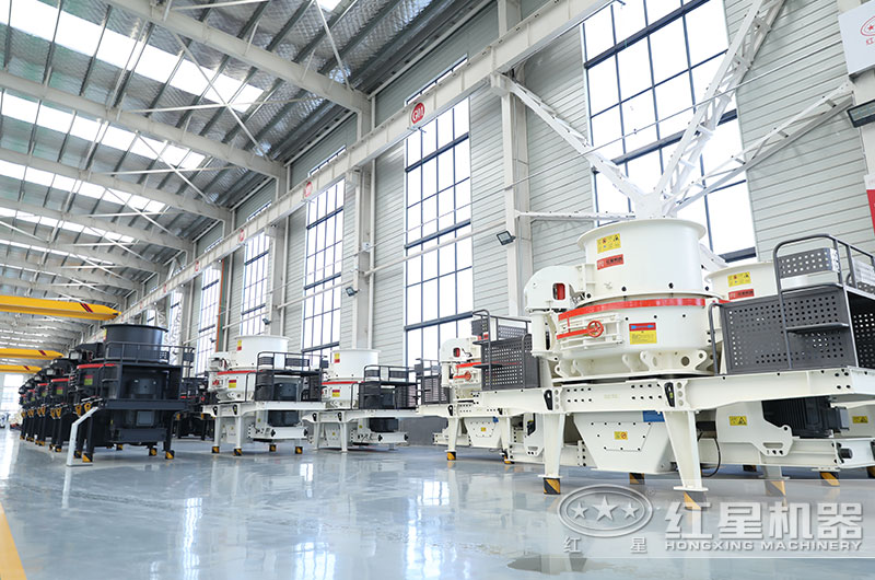 時(shí)產(chǎn)300噸制砂機(jī)型號(hào)規(guī)格_多少錢一臺(tái)？