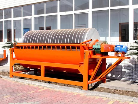 河南地區(qū)鉀長石磁選機(jī)制造廠哪個好？生產(chǎn)的型號有哪些？