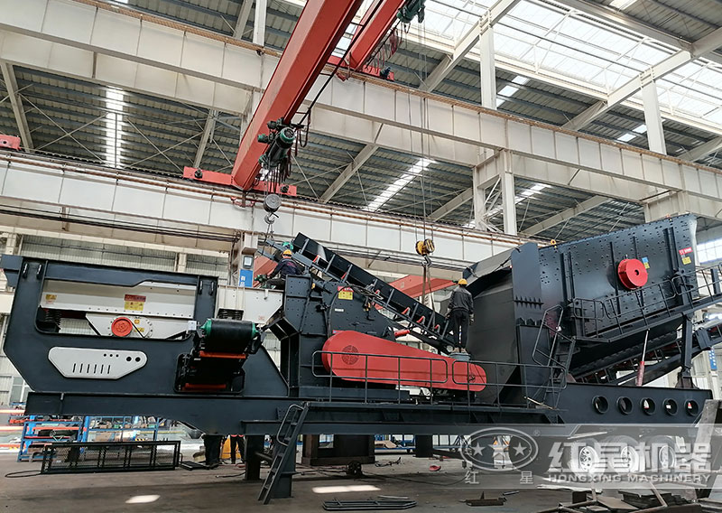 三合一移動(dòng)制石子機(jī)械設(shè)備車間實(shí)拍