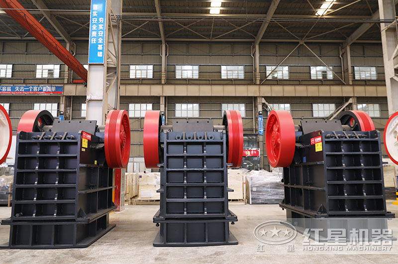 顎式矸石破碎機(jī)圖片