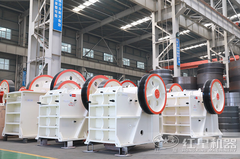 一條時(shí)產(chǎn)量300噸碎石生產(chǎn)線用912鄂破行嗎？出料粒度多少（附現(xiàn)場(chǎng)）