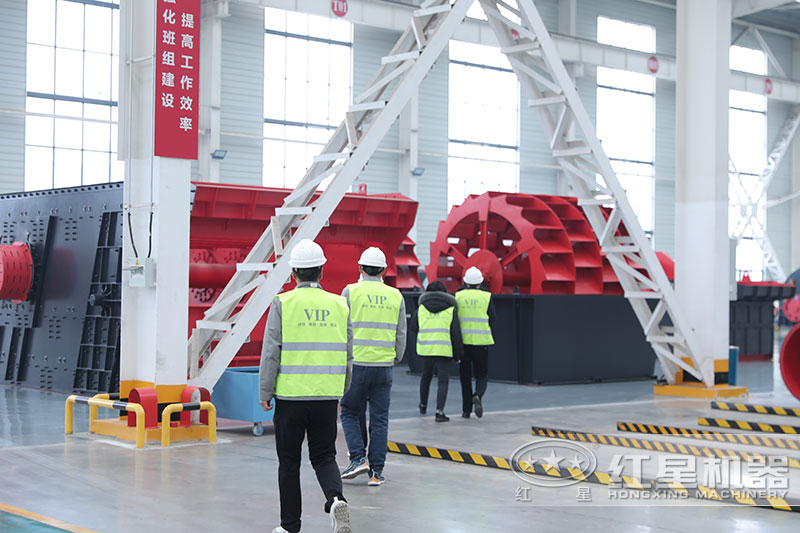 紅星機器小型河沙洗沙機設備價格優(yōu)惠，客戶實地考察