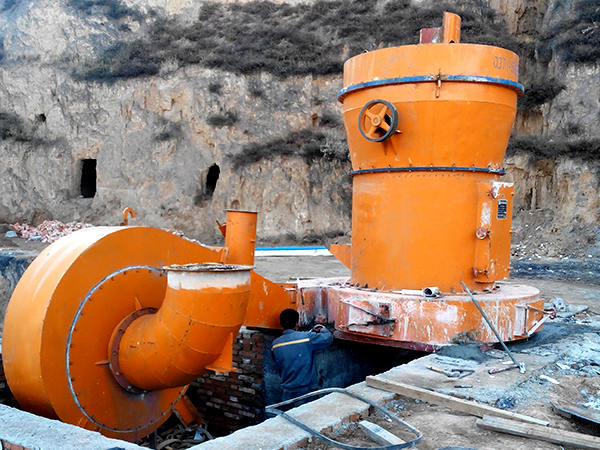 石頭磨粉現(xiàn)場(chǎng)