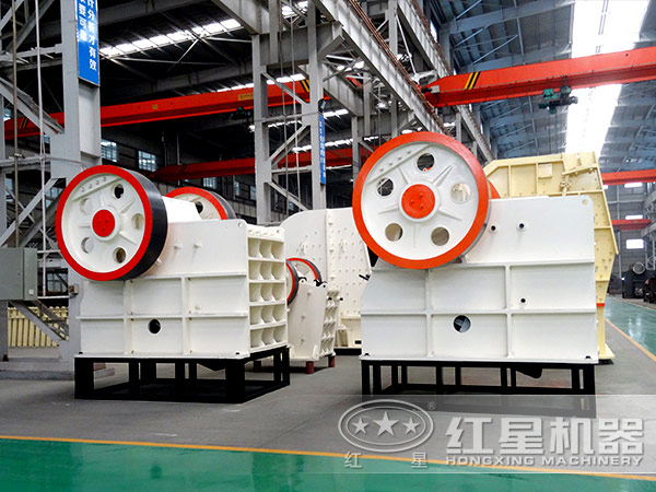 葉臘石破碎機(jī)