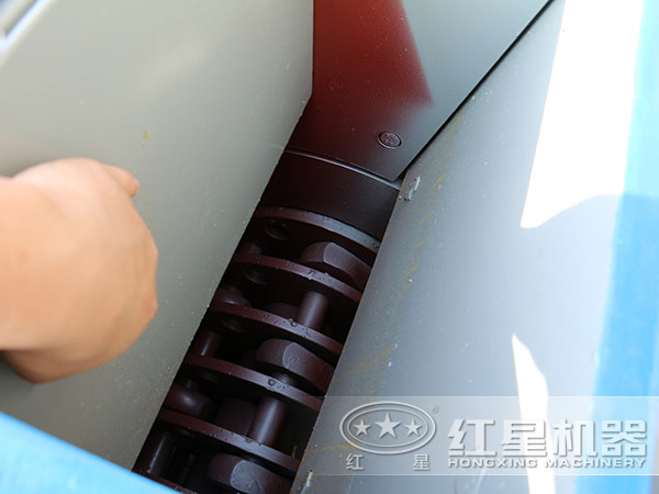 小型錘式粉碎機(jī)細(xì)節(jié)圖