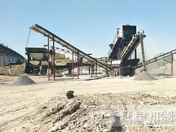 小型車(chē)載移動(dòng)破碎站現(xiàn)場(chǎng)實(shí)拍