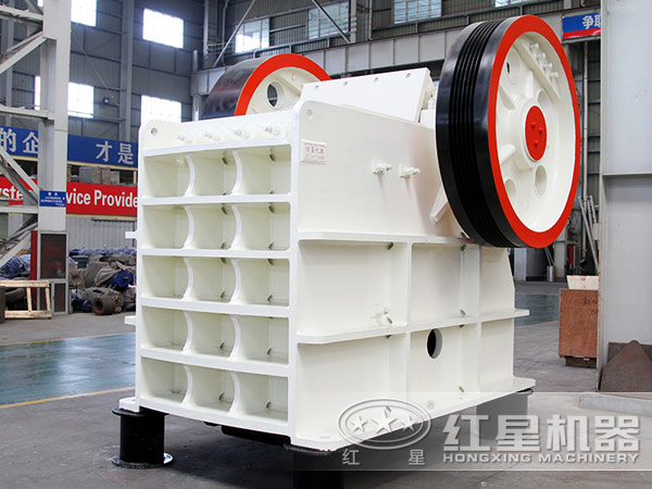 白云巖破碎機(jī)