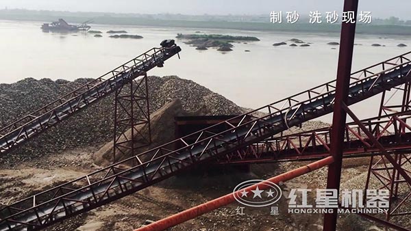 鵝卵石制砂現(xiàn)場展示圖