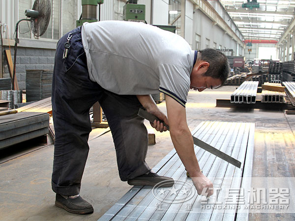 小型移動碎石機選材標(biāo)準(zhǔn)