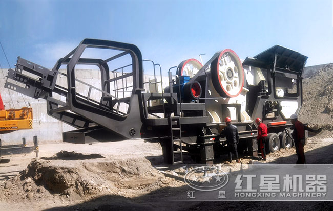 移動破石機生產(chǎn)現(xiàn)場