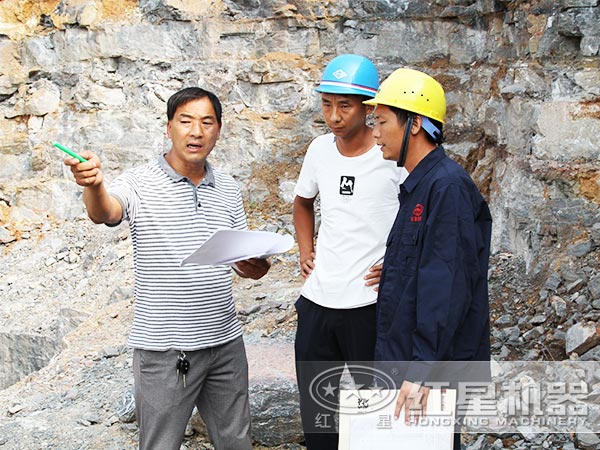 安裝人員現(xiàn)場一對一指導