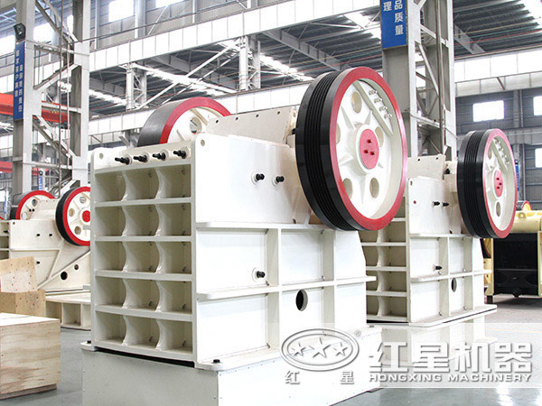 顎式破碎機(jī)生產(chǎn)車(chē)間