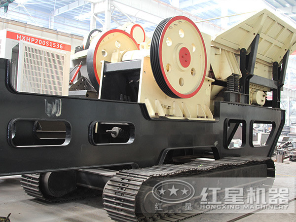 履帶式移動石子破碎機(jī)