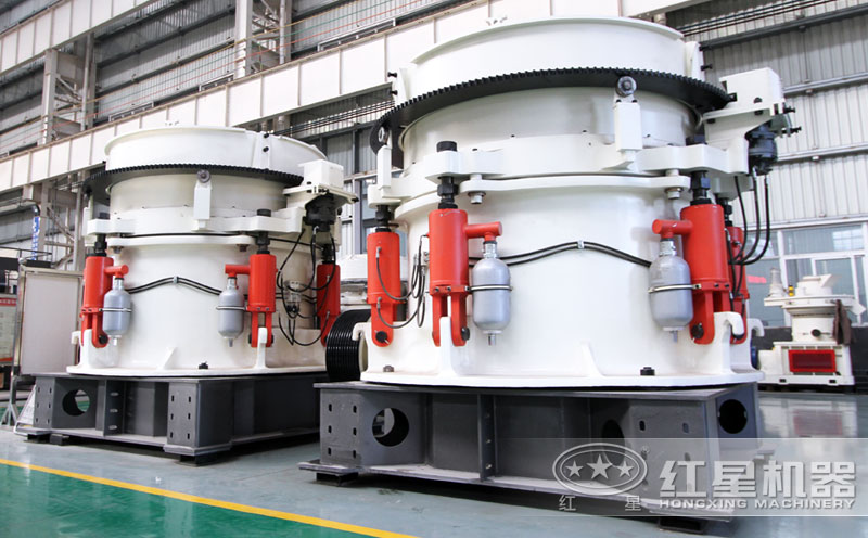 多缸圓錐破碎機(jī)車間