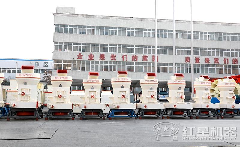 高嶺石磨粉機廠區(qū)實拍