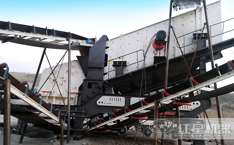 移動(dòng)破碎站客戶現(xiàn)場