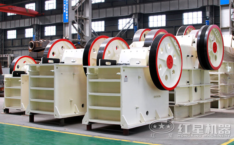 PE系列顎式破碎機車間實拍