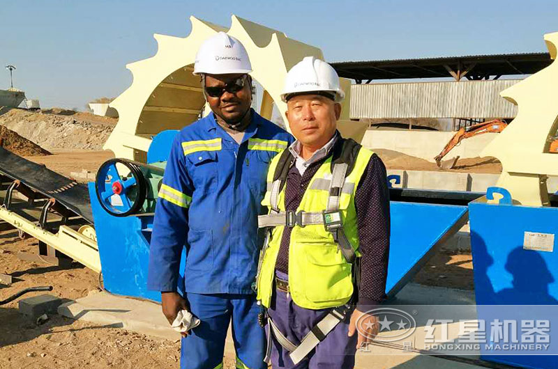 贊比亞利文斯頓石粉洗砂設(shè)備客戶生產(chǎn)現(xiàn)場(chǎng)