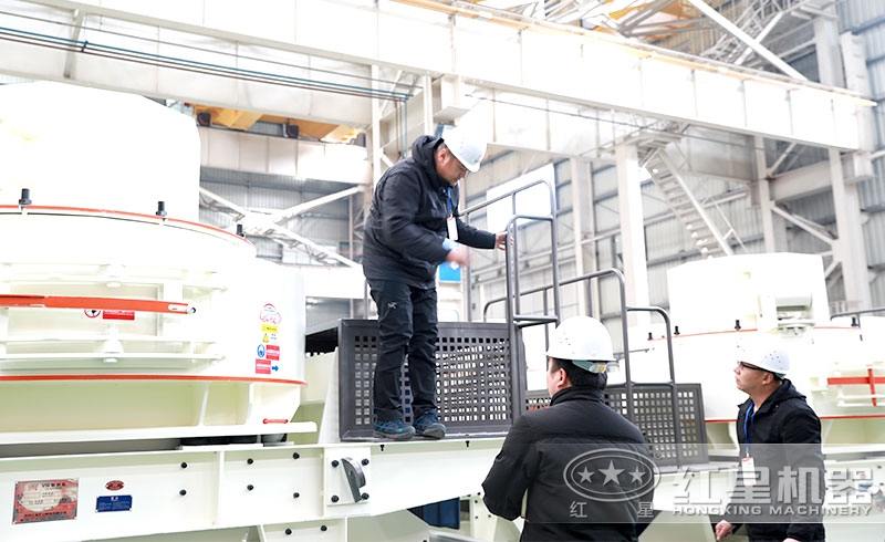 客戶來廠實(shí)地參觀考察設(shè)備