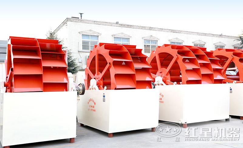 大型撈沙機(jī)一臺產(chǎn)能可達(dá)上百噸以上