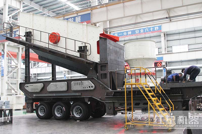 移動(dòng)破碎站維護(hù)工作