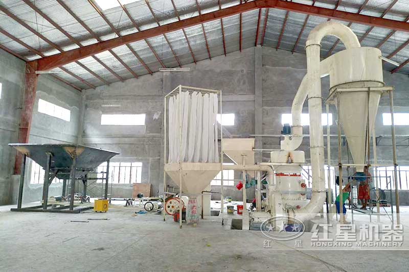 超細磨粉機安裝現(xiàn)場