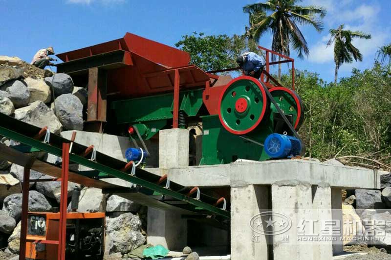 顎破機(jī)生產(chǎn)現(xiàn)場實拍