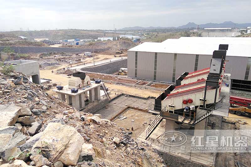 重錘破碎機(jī)輝縣現(xiàn)場(chǎng)