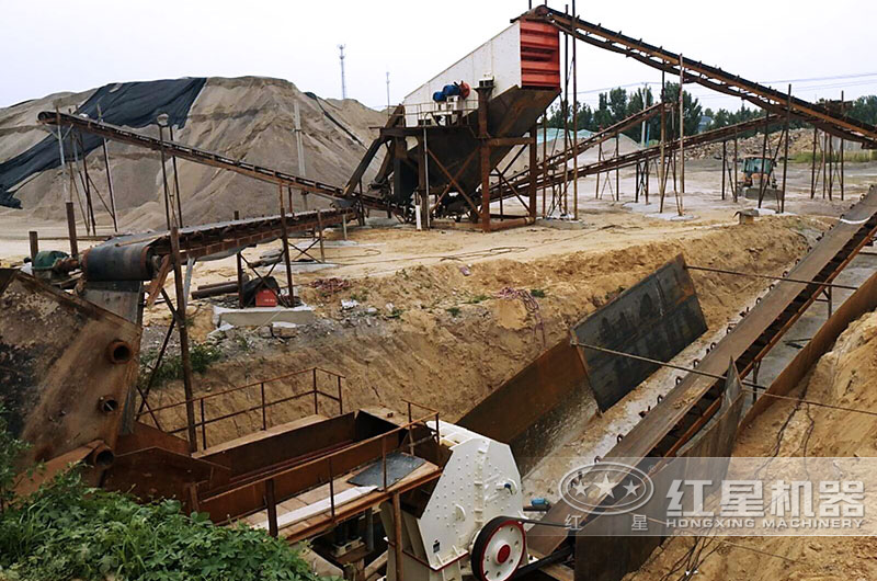 時產(chǎn)300噸石頭破碎生產(chǎn)線設備配置方案