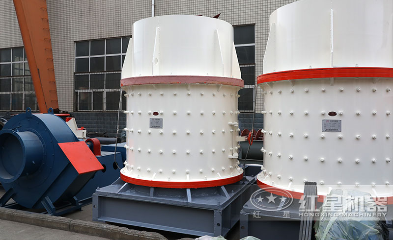 大型復(fù)合式破碎機