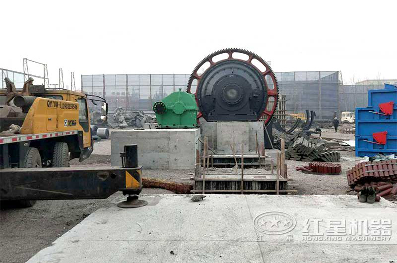 球磨機安裝現(xiàn)場