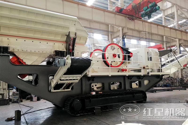 歐版顎破與履帶移動破碎站聯(lián)合使用