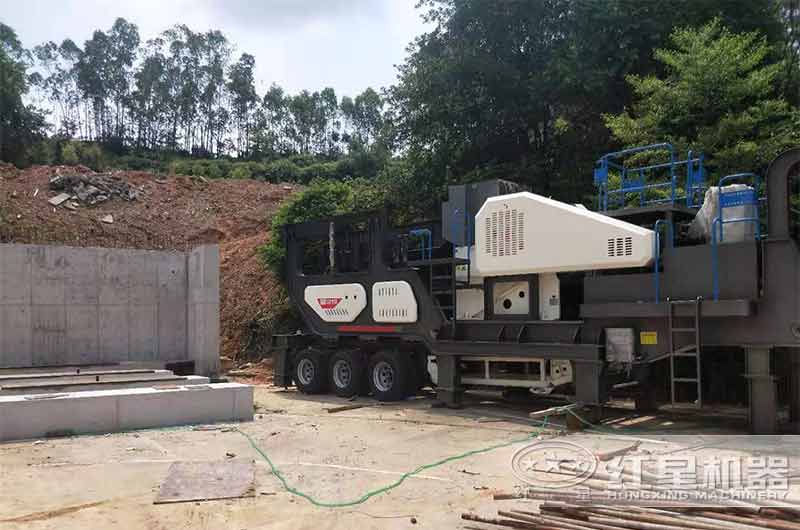 移動(dòng)破碎站現(xiàn)場(chǎng)無(wú)須打樁