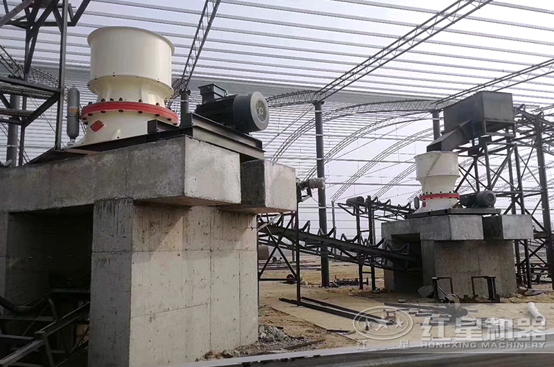 圓錐破碎機(jī)使用現(xiàn)場