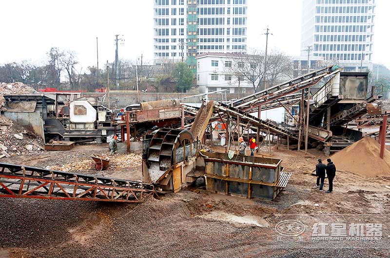 建筑垃圾處理現(xiàn)場