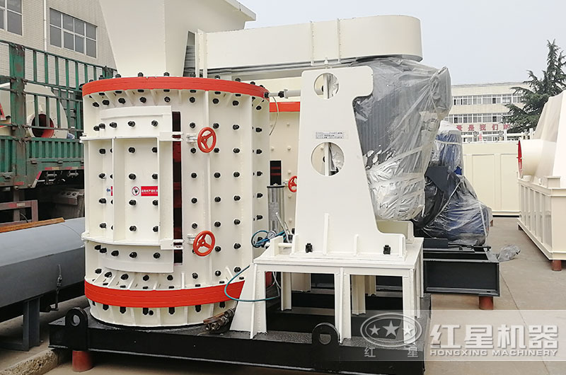 小型復(fù)合式石子破碎機(jī)