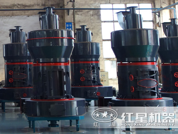 超細(xì)粉碎機(jī)整齊擺放圖