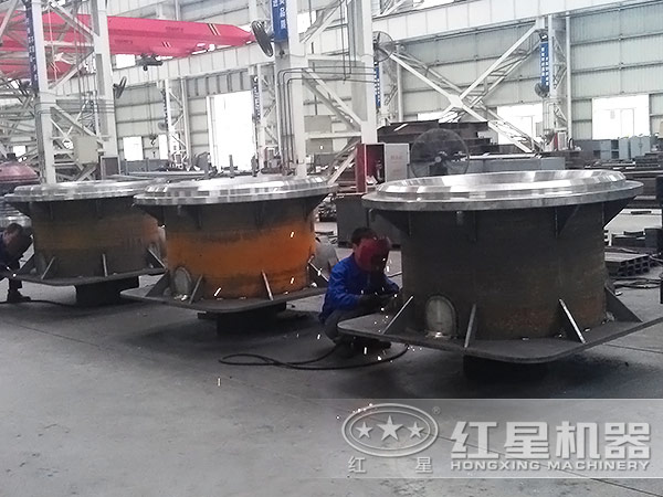 多缸液壓圓錐破碎機(jī)材質(zhì)