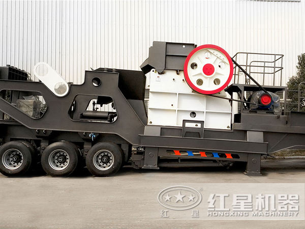 顎式移動破碎站實(shí)拍圖